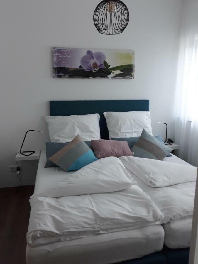 Aulbach' S Appartments Leidersbach Bagian luar foto